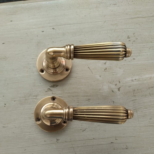 Reeded regency solid brass - reeded,
