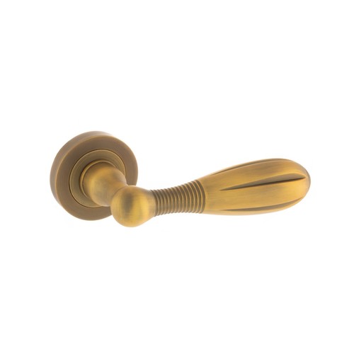 Job lot matt - lot, brass