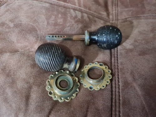 Beehive door handles one pair - door,