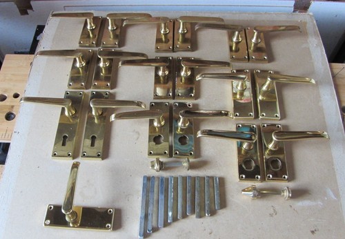 Door handles with brass type - brass,