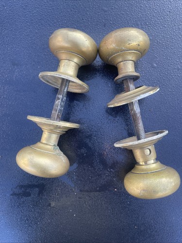 Antique pair brass - 2x,